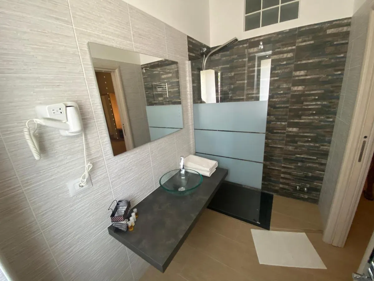 B&B La Perla & Suites Bari Bed & Breakfast